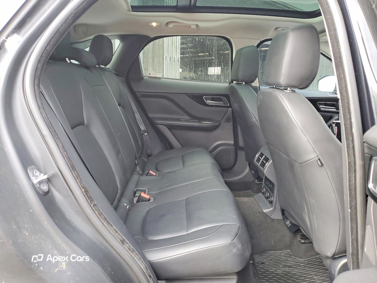Jaguar F-Pace 2018