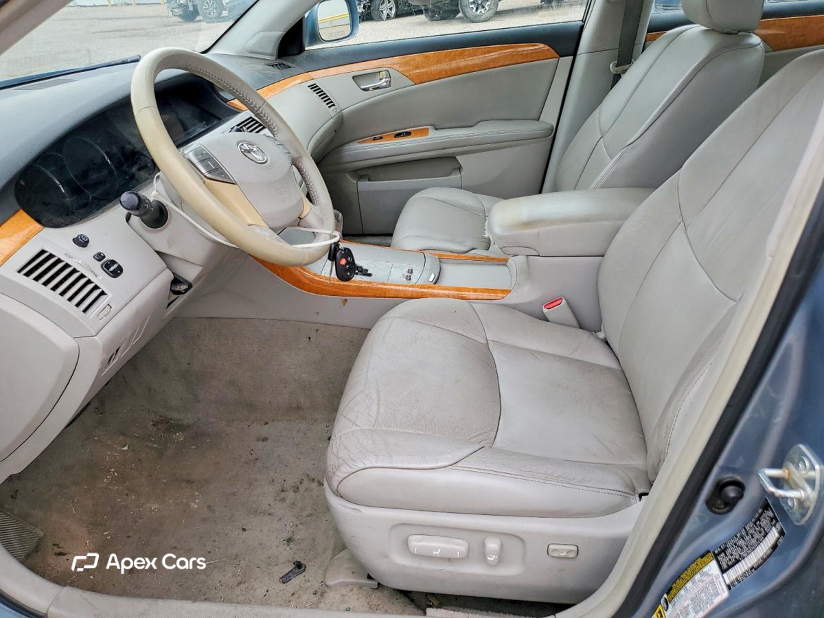 Toyota Avalon 2006