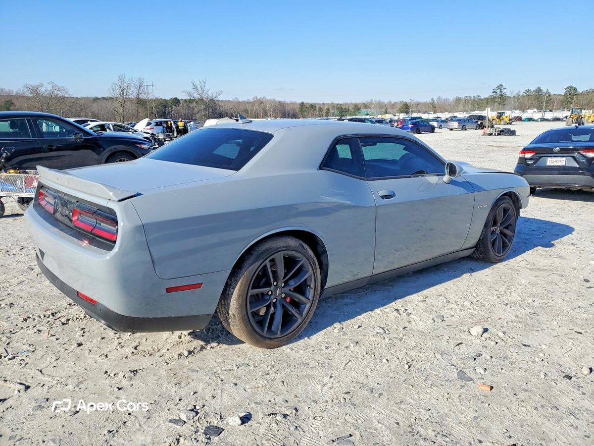 Dodge Challenger 2021
