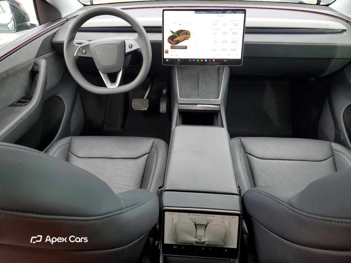 Tesla Model Y 2026