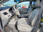 Toyota Sienna 2011