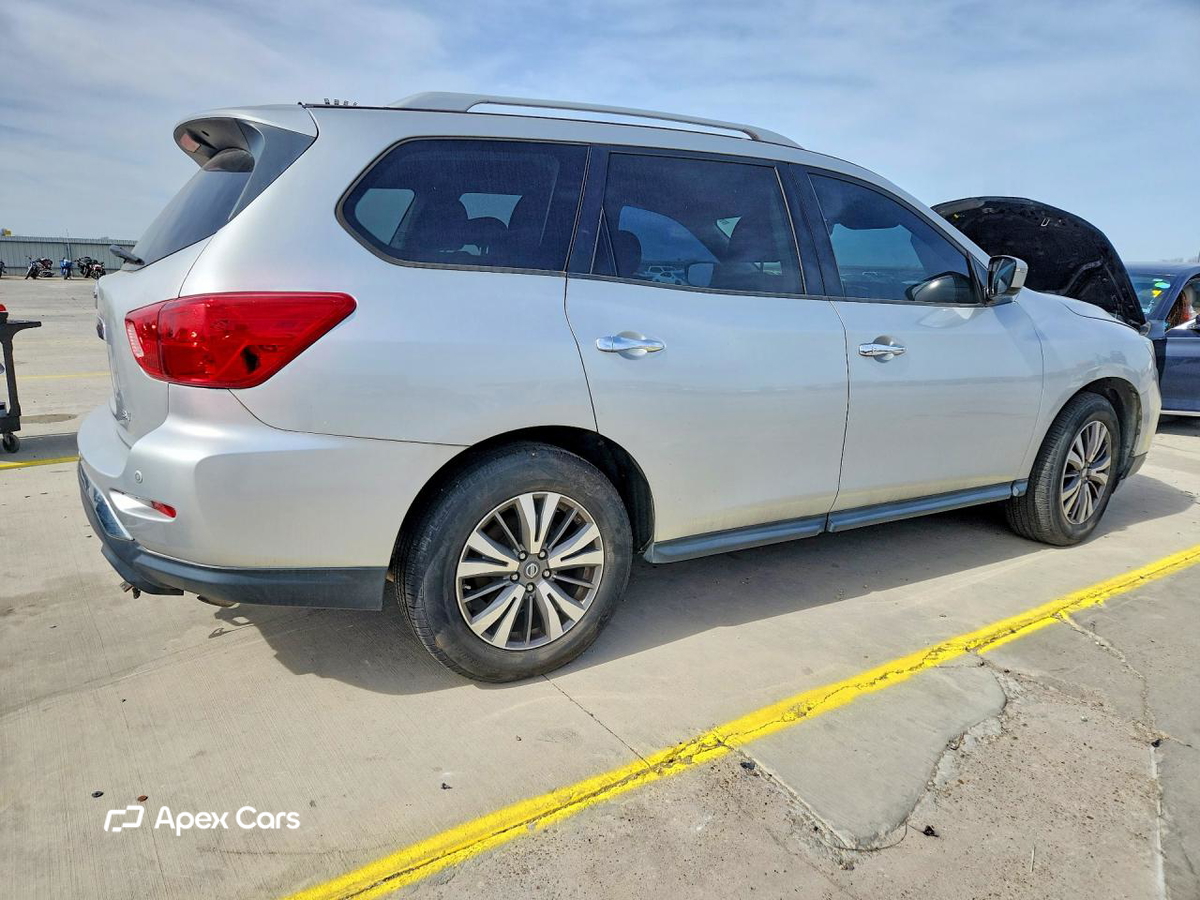 Nissan Pathfinder 2017
