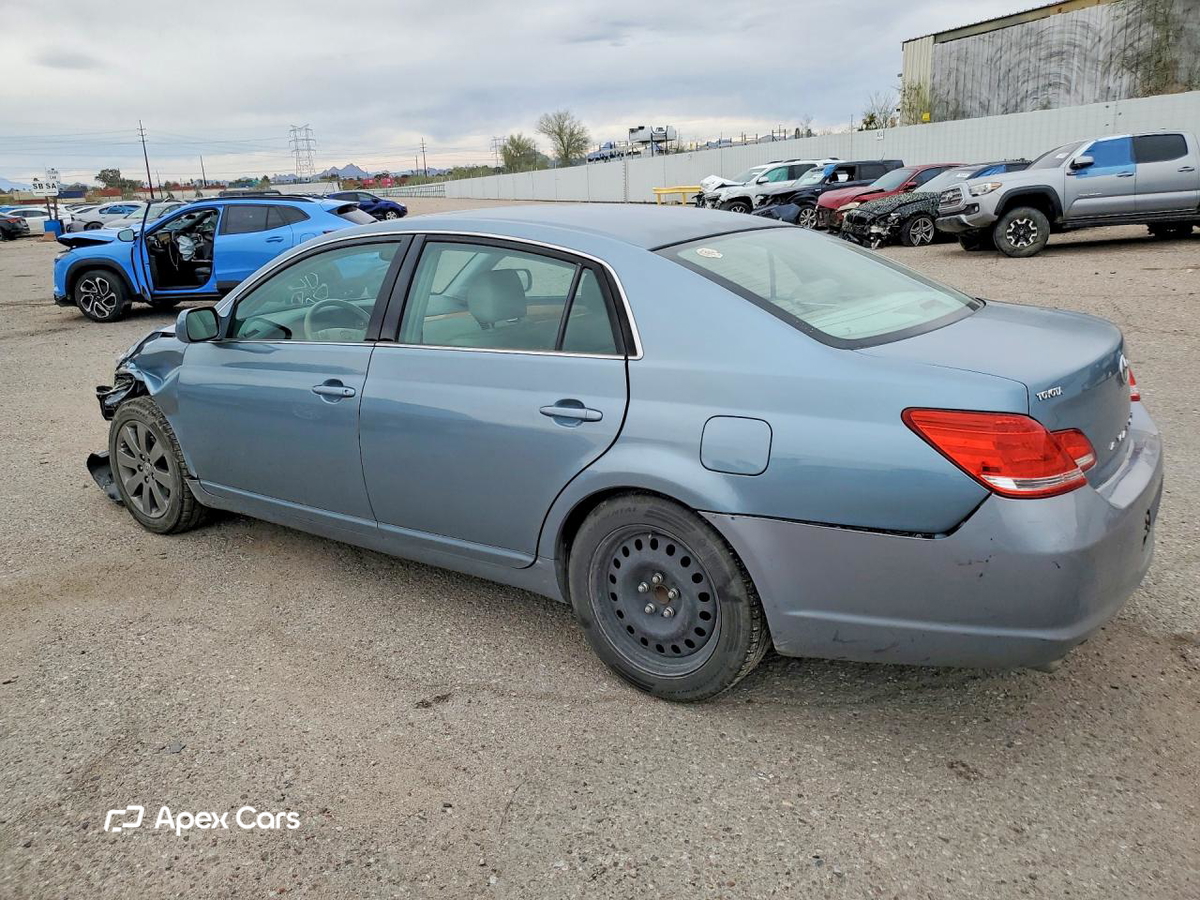 Toyota Avalon 2006