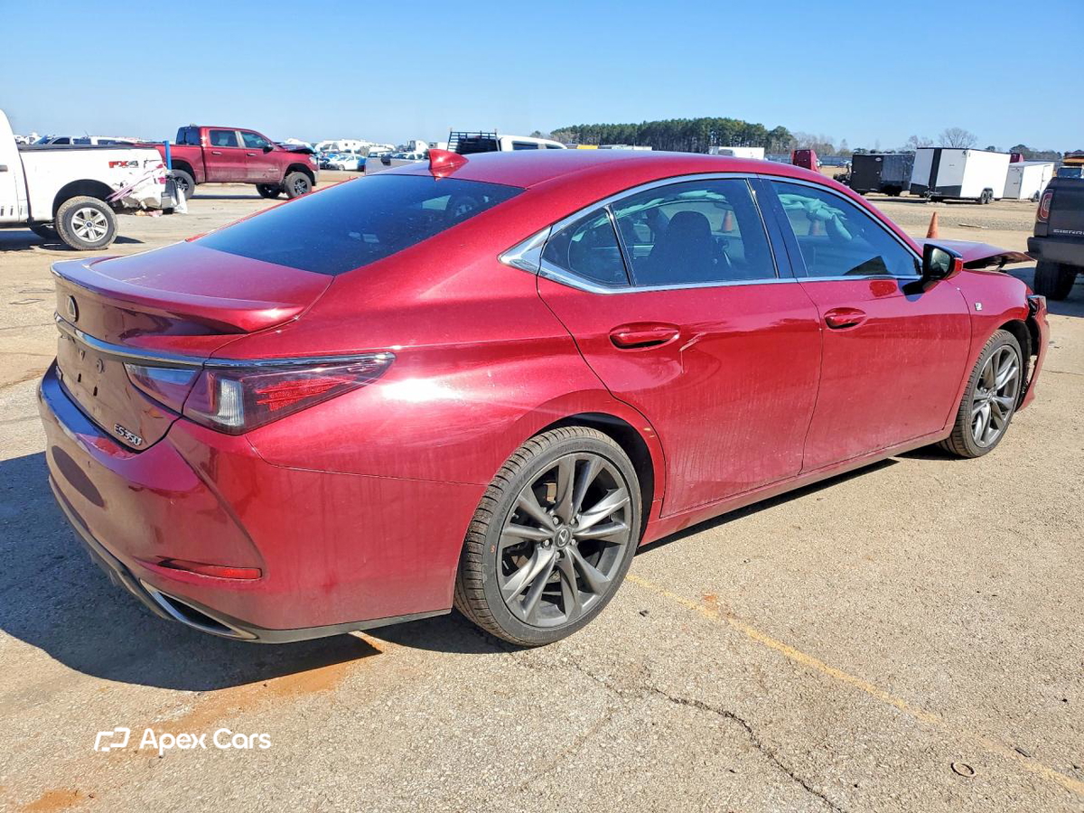 Lexus ES 2019