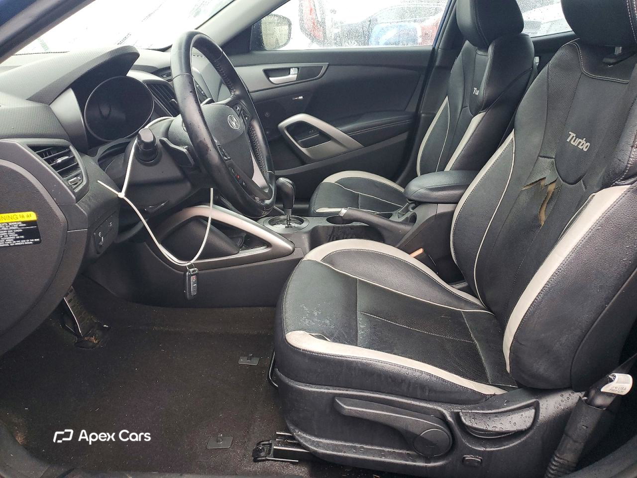 Hyundai Veloster 2015