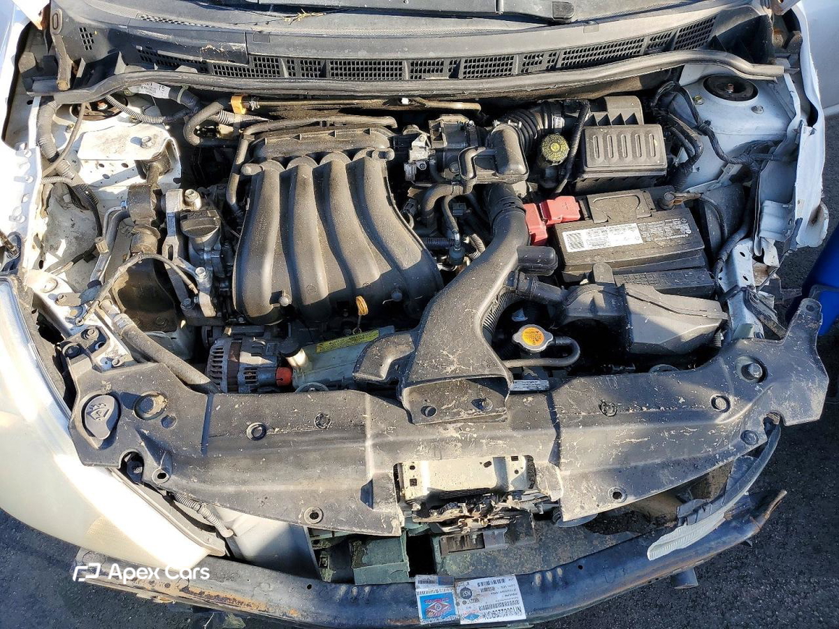 Nissan Versa 2012