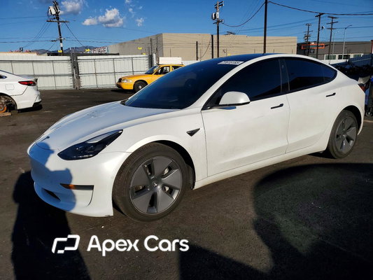 Tesla Model 3 2021 - Image 1 of 13