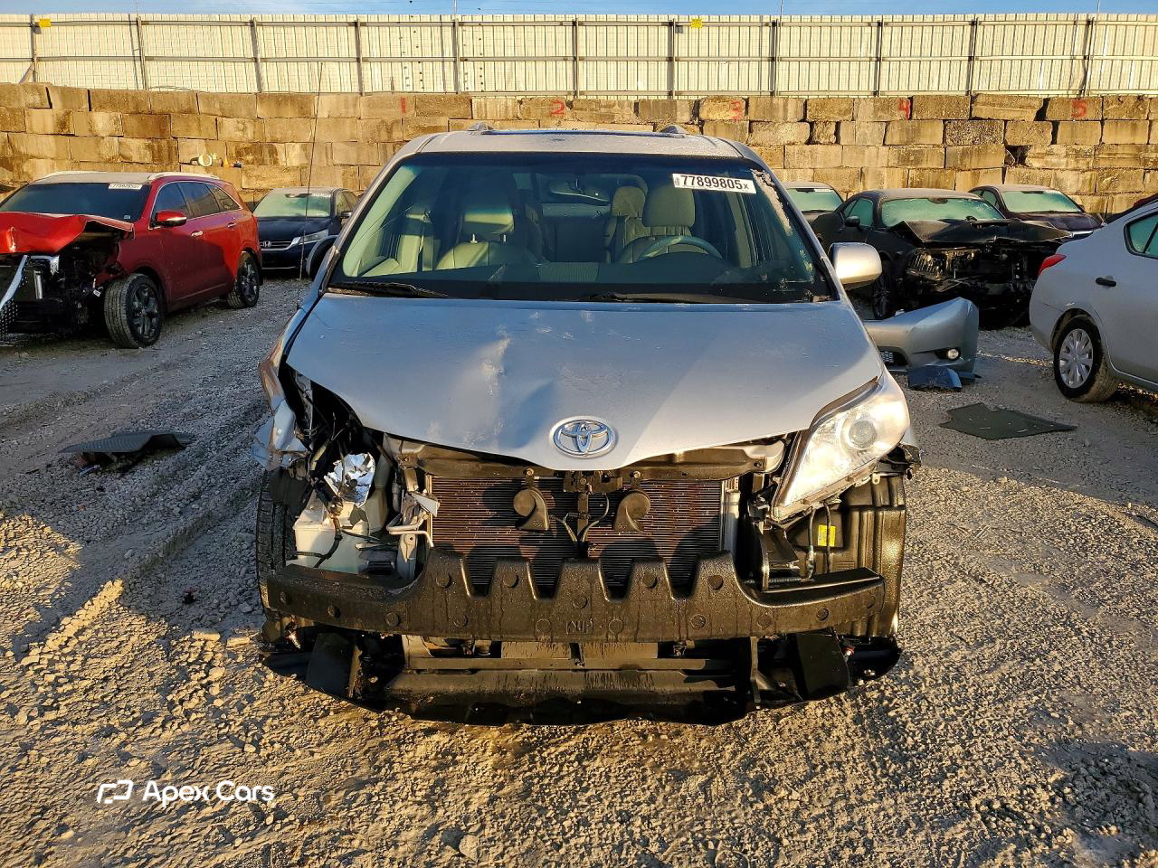 Toyota Sienna 2014