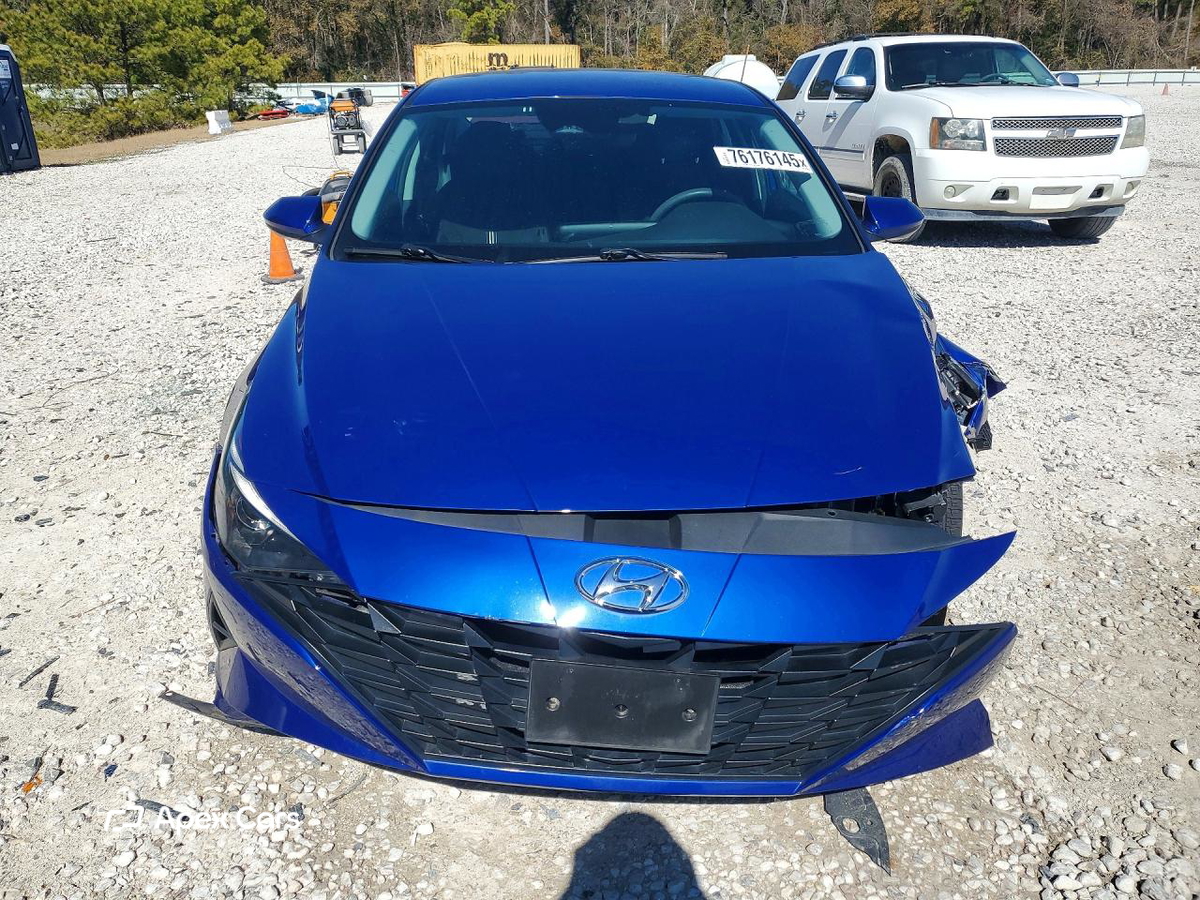Hyundai Elantra 2023