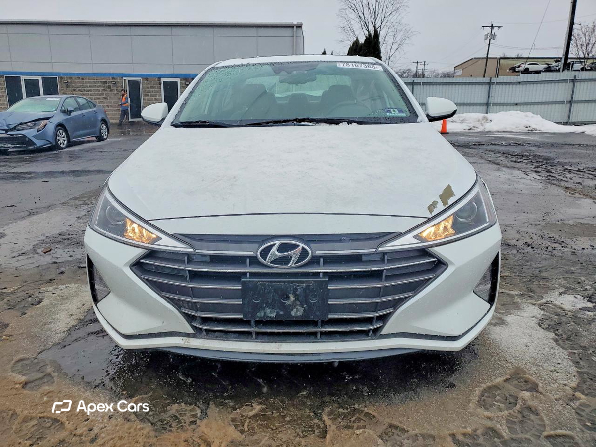 Hyundai Elantra 2019