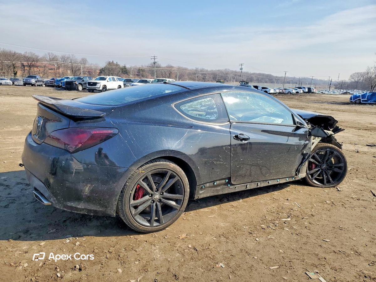 Hyundai Genesis 2010
