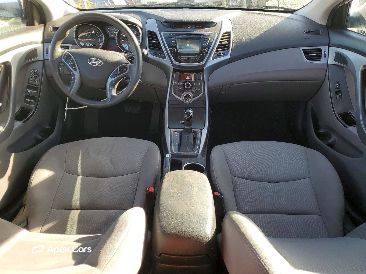 Hyundai Elantra 2016