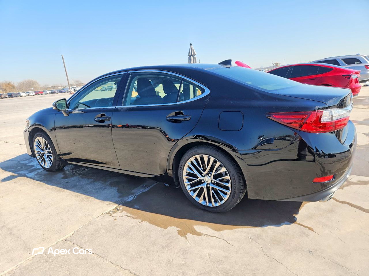 Lexus ES 2016
