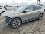 BMW iX 2025