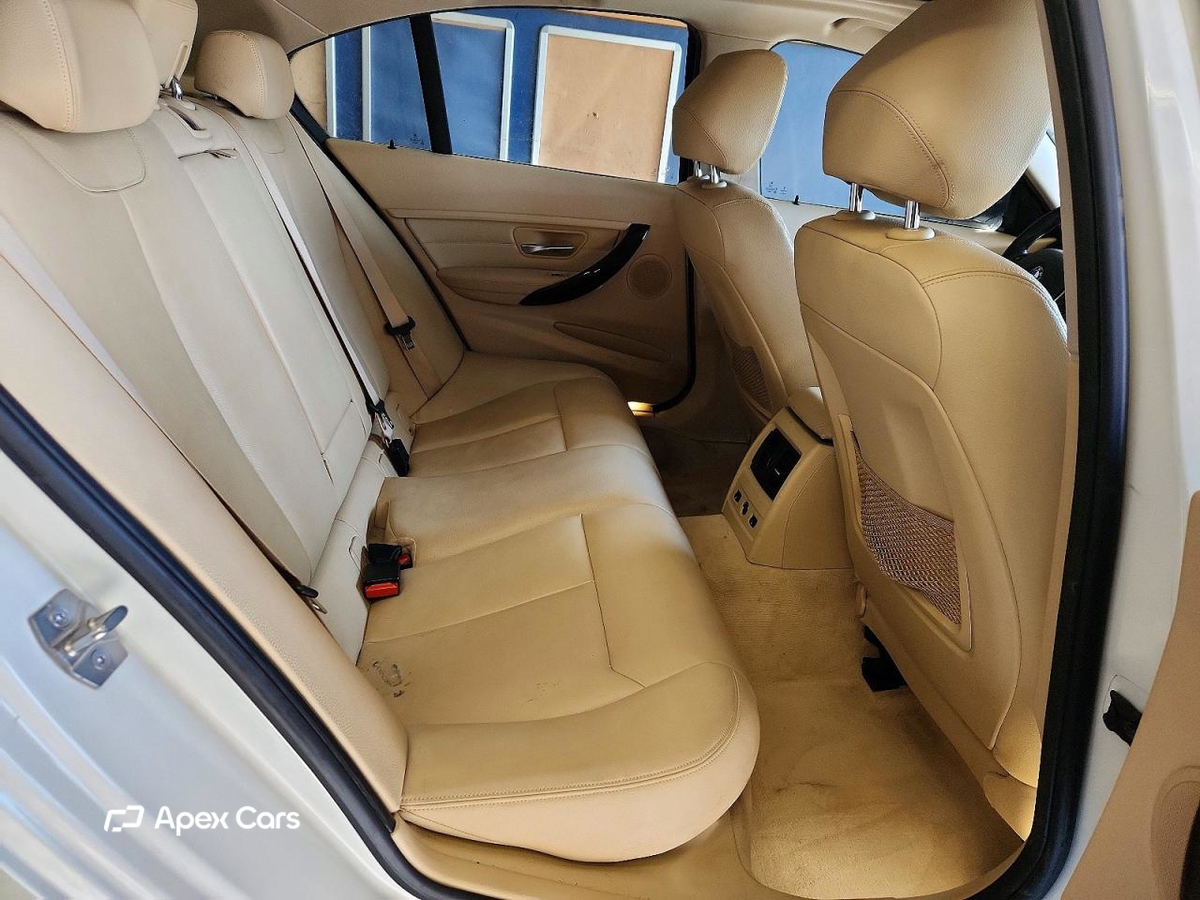 BMW Series 3 2015