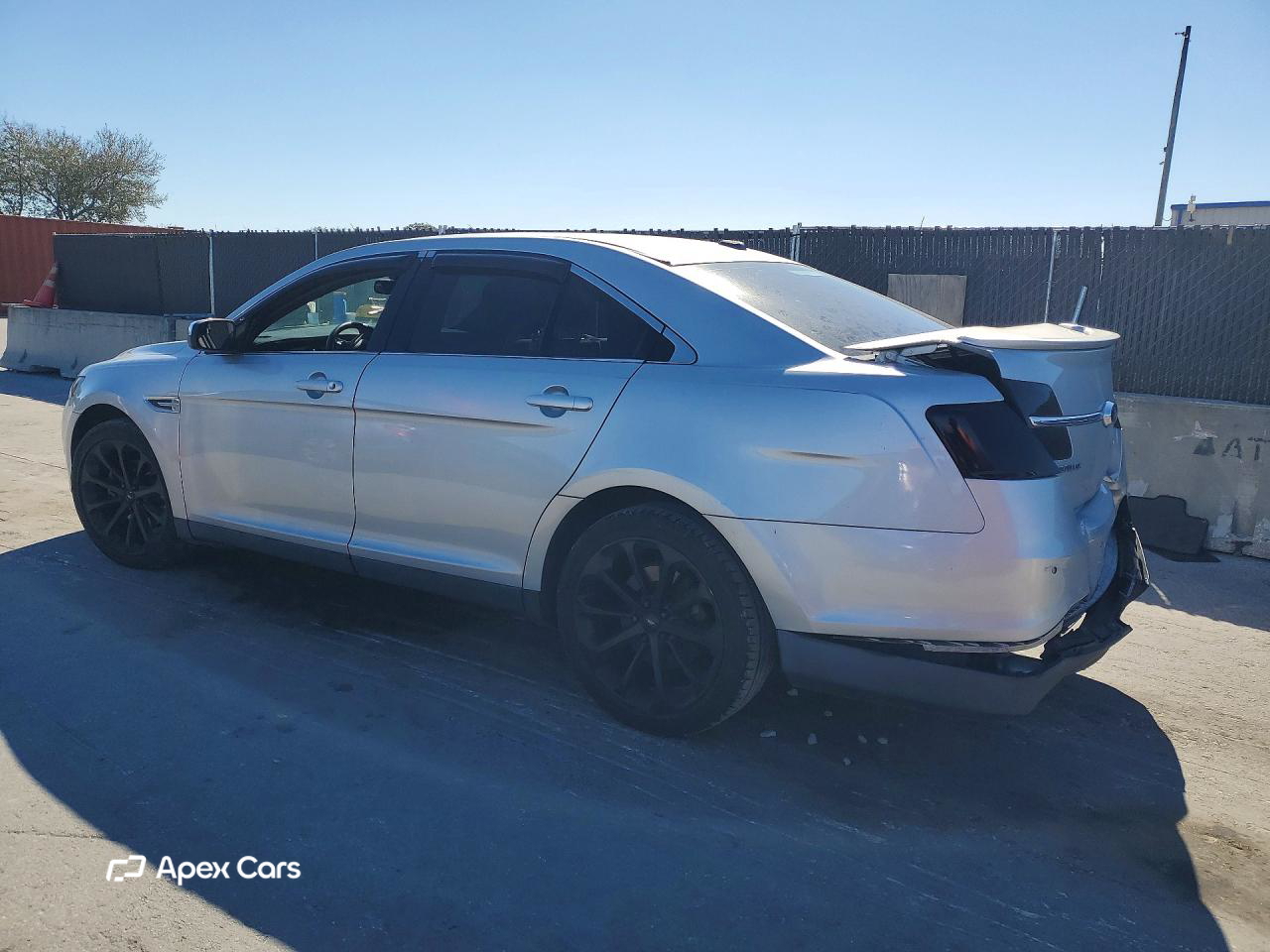 Ford Taurus 2014
