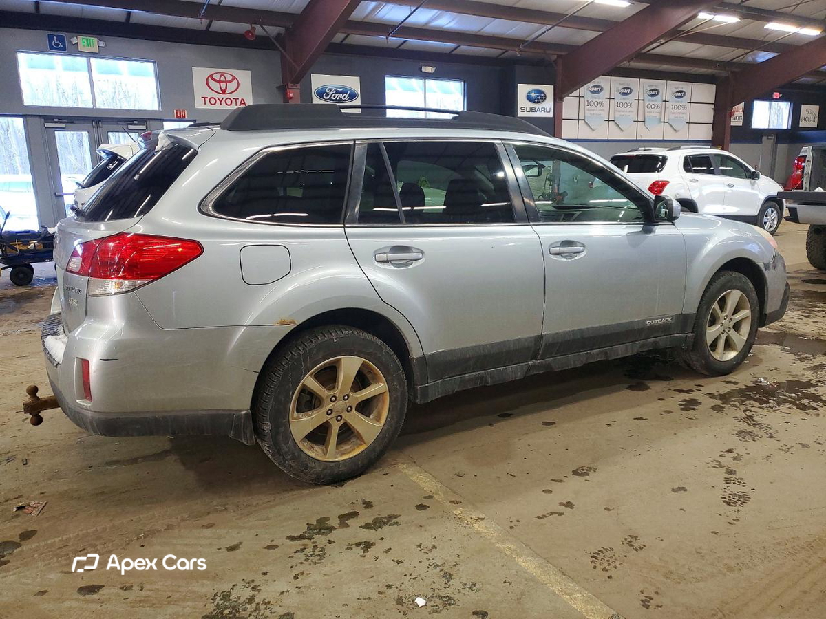 Subaru Outback 2013