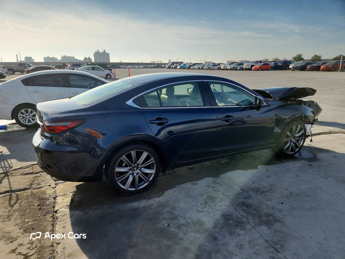 Mazda 6 2021