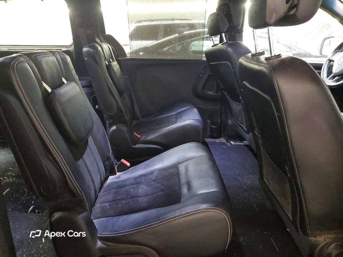 Dodge Caravan 2015