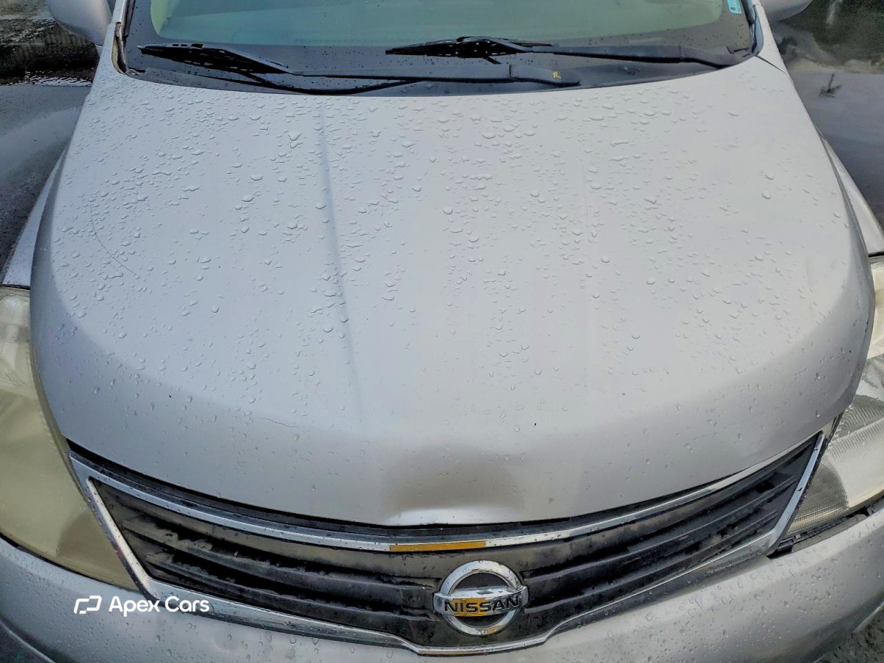 Nissan Versa 2011