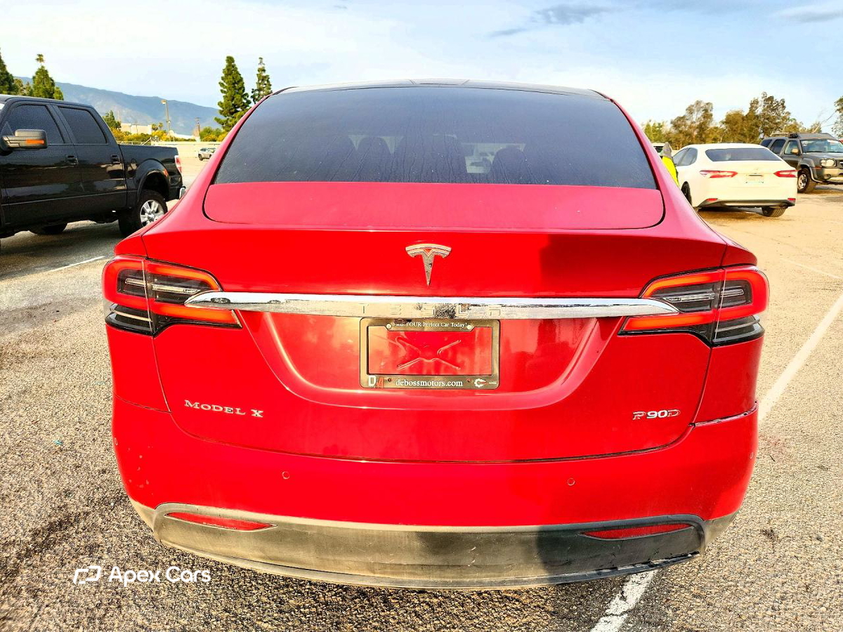 Tesla Model X 2016