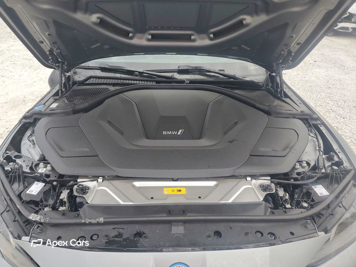 BMW i4 2025