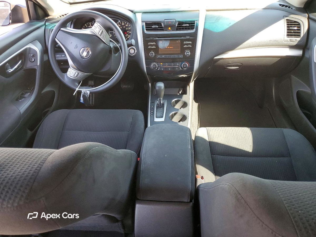 Nissan Altima 2015