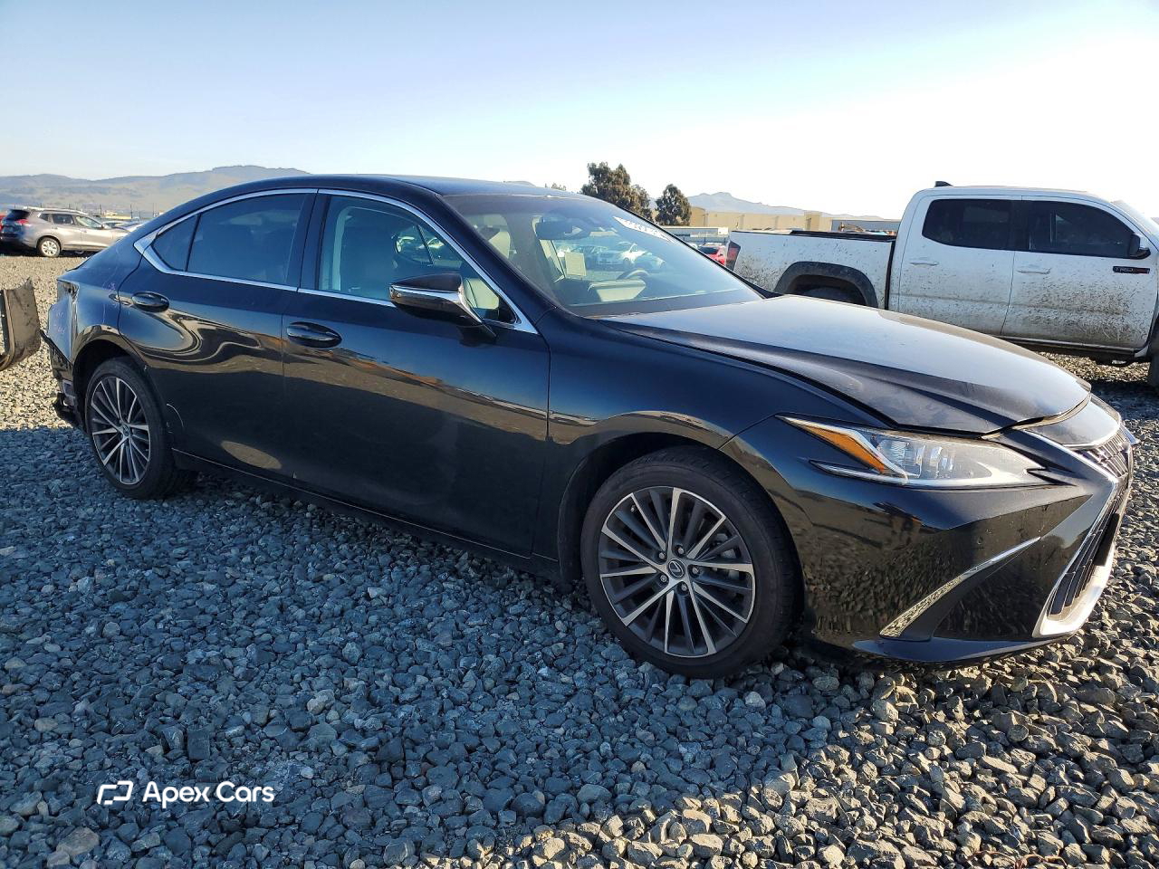 Lexus ES 2022