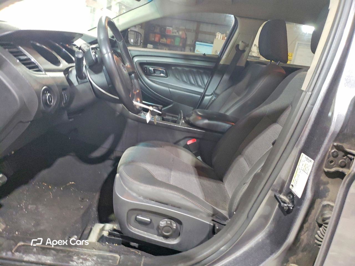 Ford Taurus 2011
