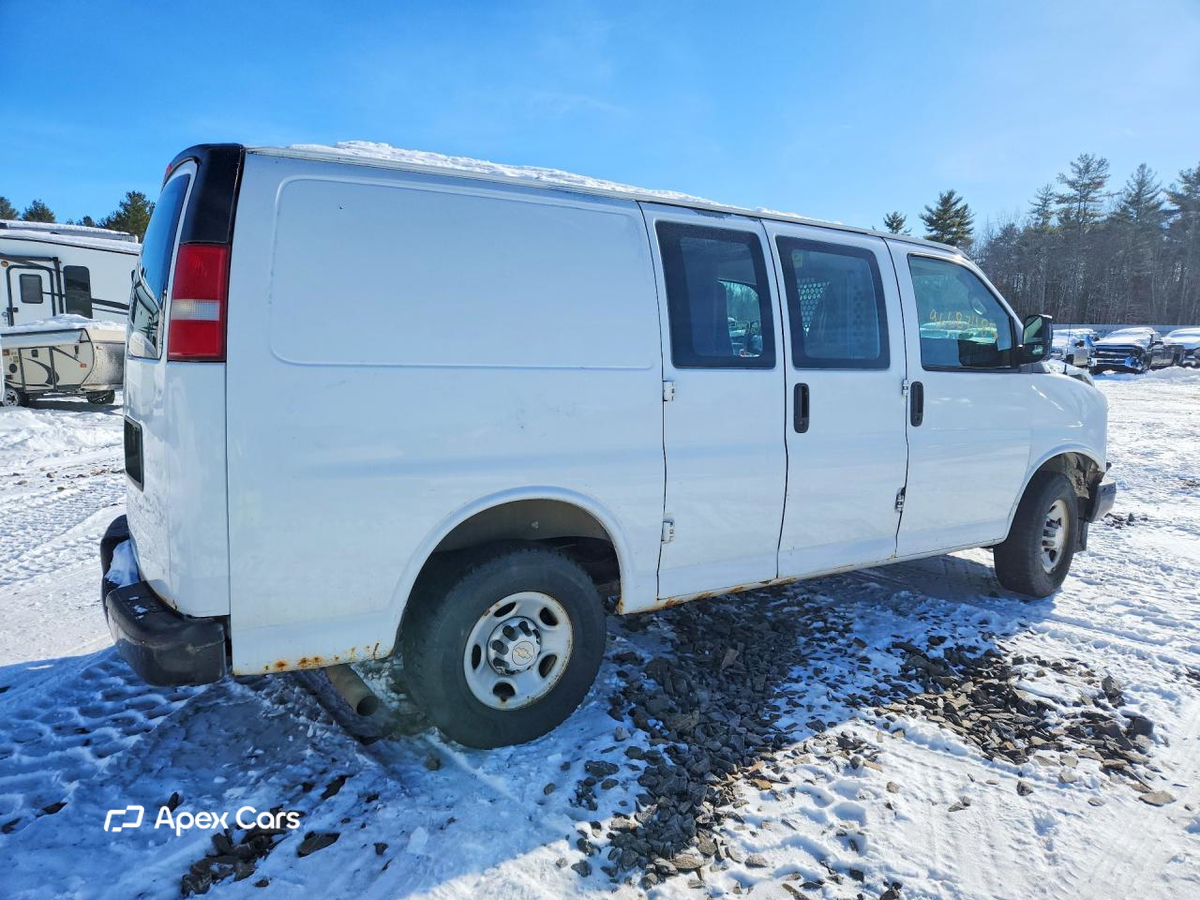 Chevrolet Express 2013