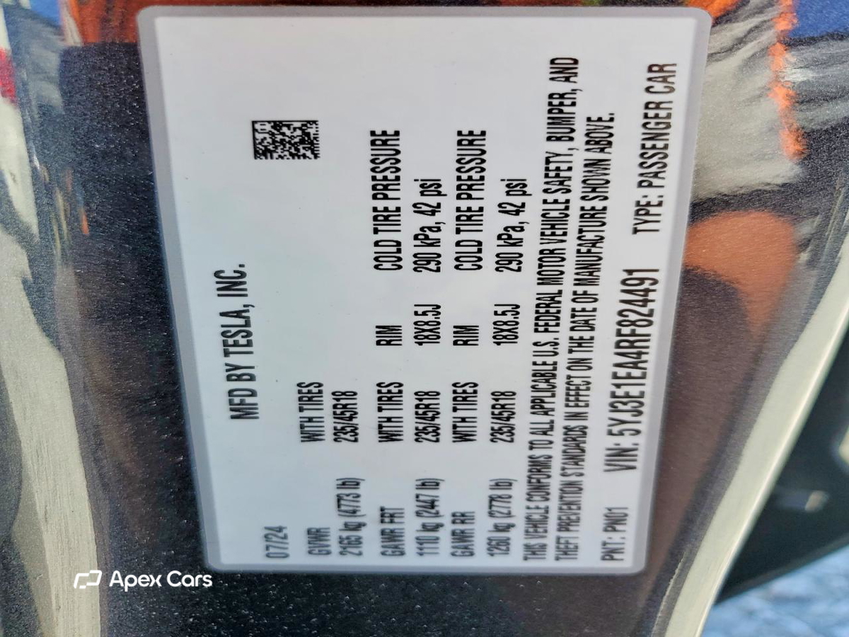 Tesla Model 3 2024