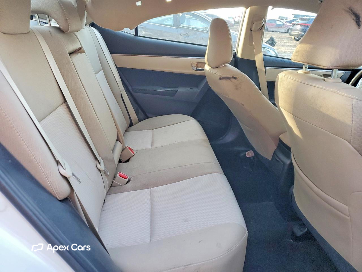 Toyota Corolla 2015