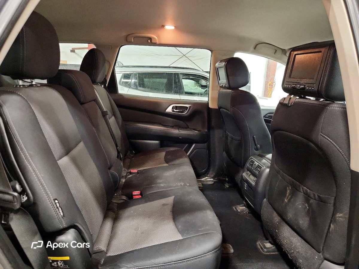 Nissan Pathfinder 2018