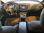 Chrysler 200 2016