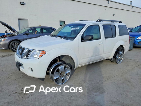 Nissan Pathfinder 2011 - Image 1 of 12