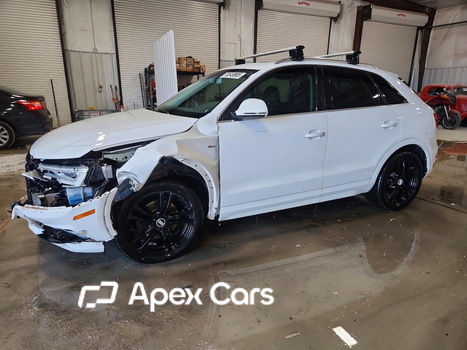 Audi Q3 2016 - Image 1 of 13