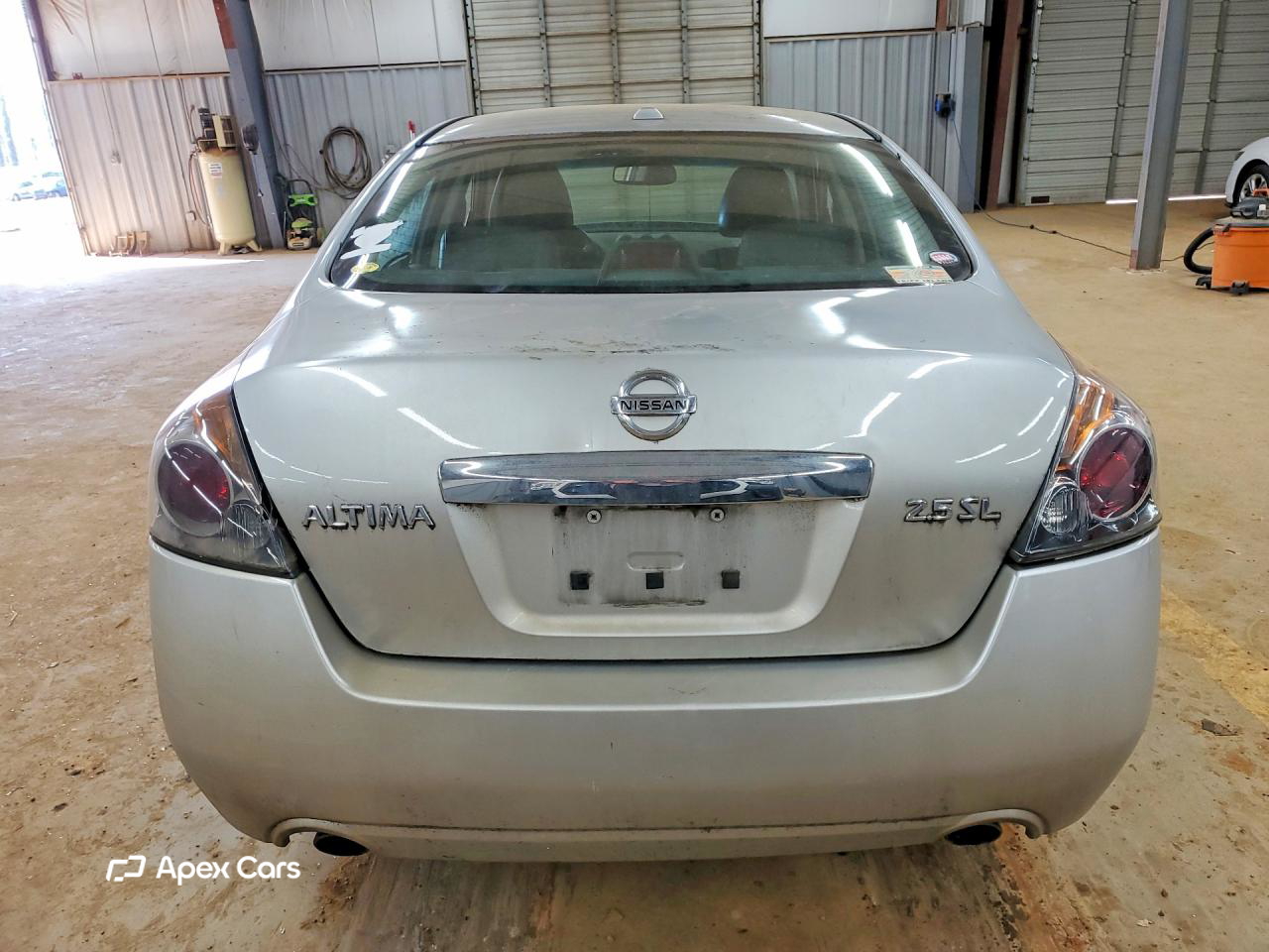 Nissan Altima 2010