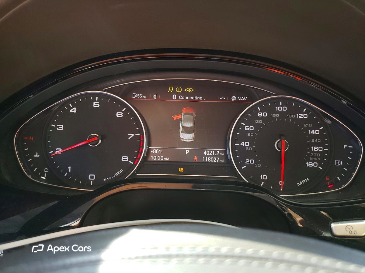 Audi A8 2012