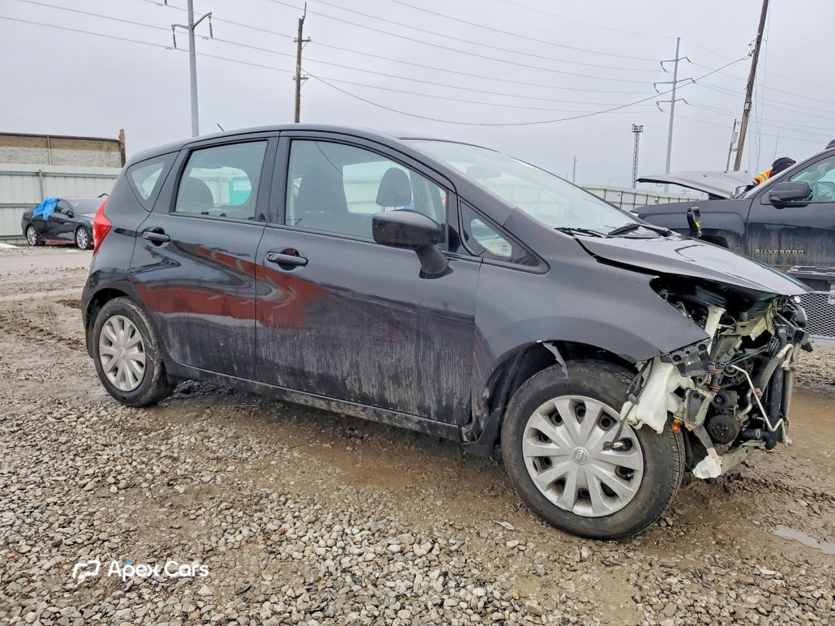 Versa 2015