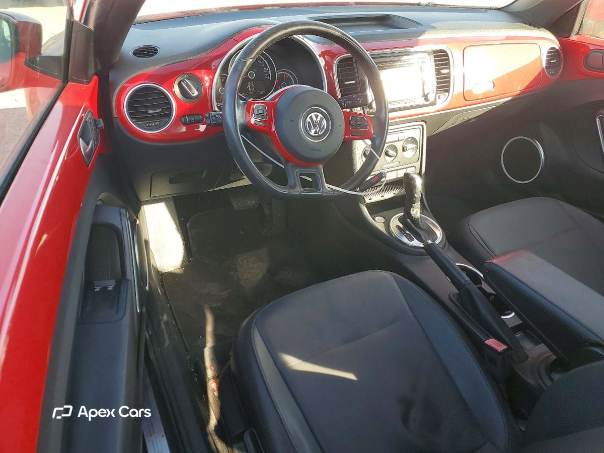 Volkswagen Beetle 2013