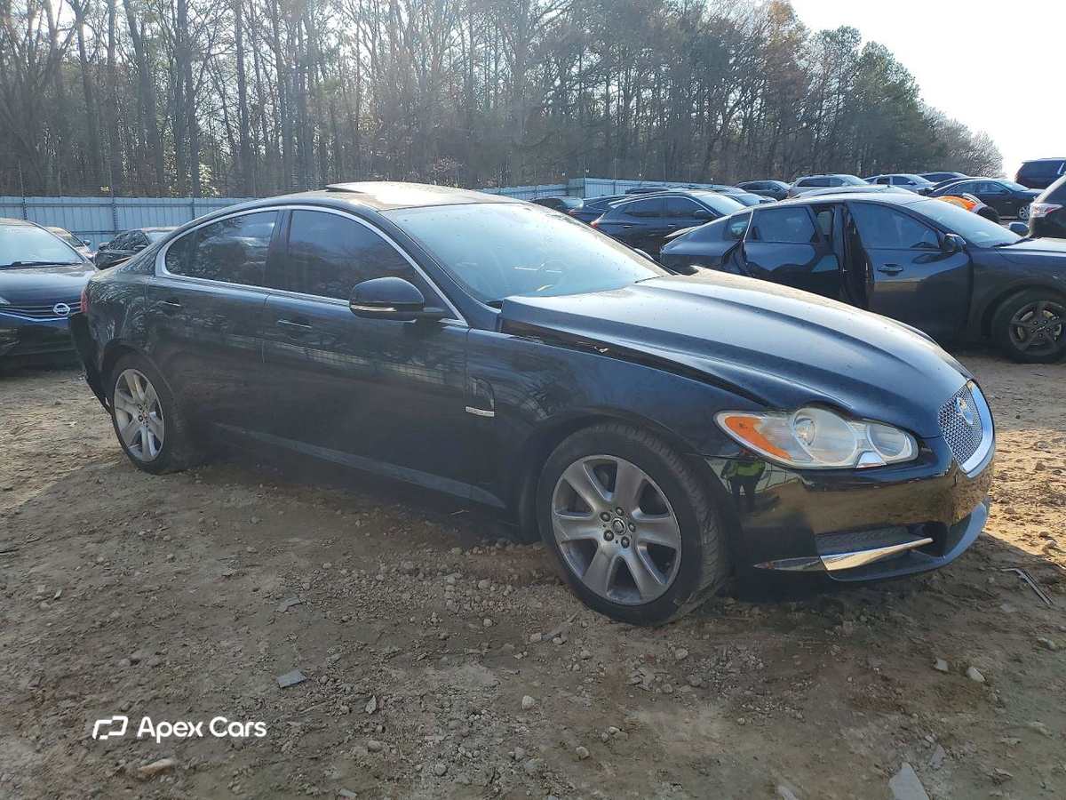 Jaguar XF 2011
