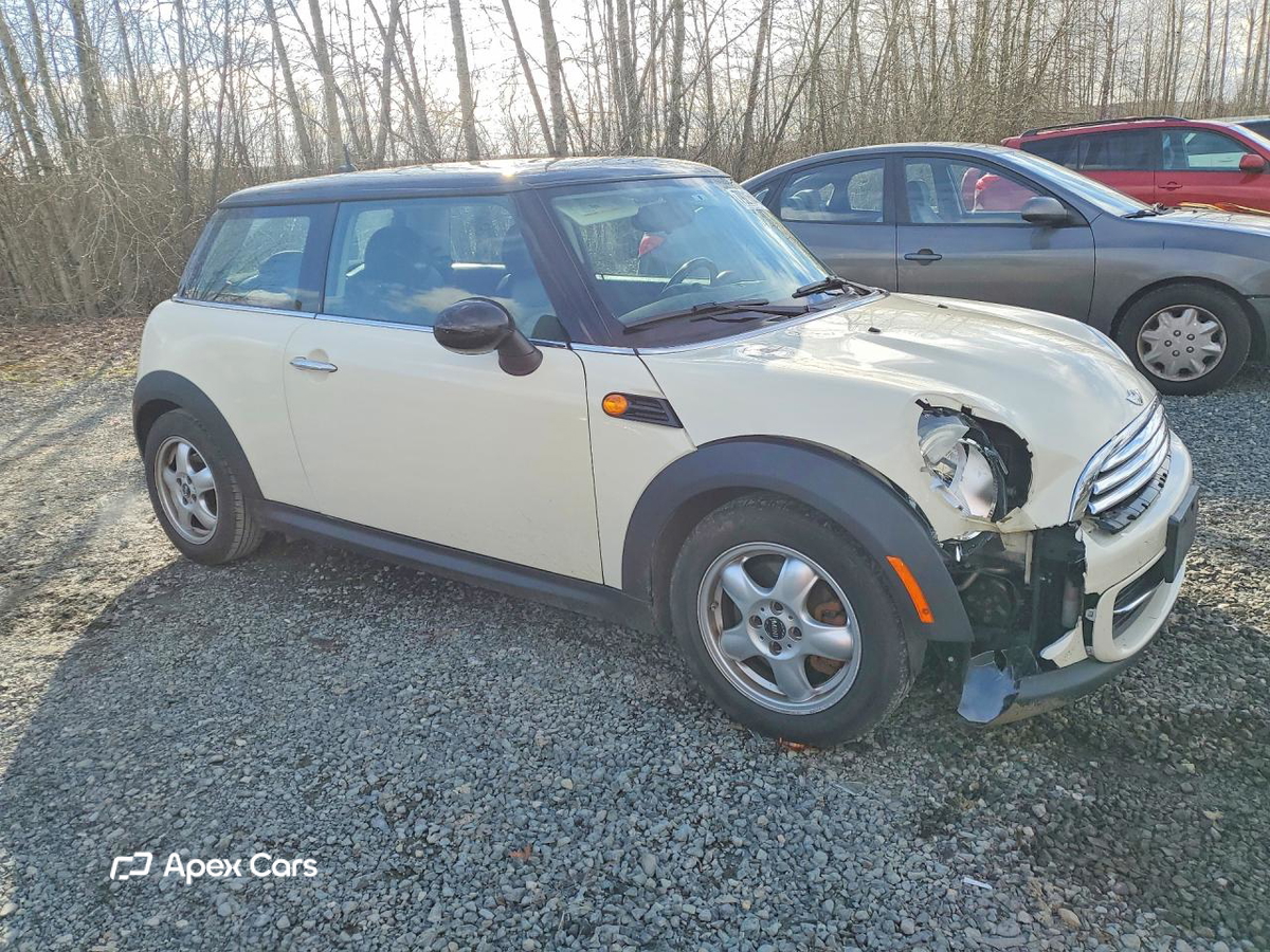 MINI Cooper 2011