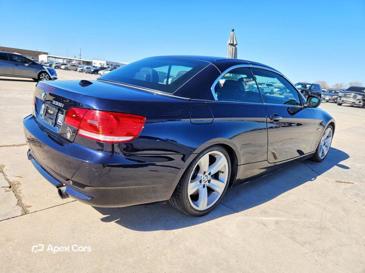 BMW Series 3 2010