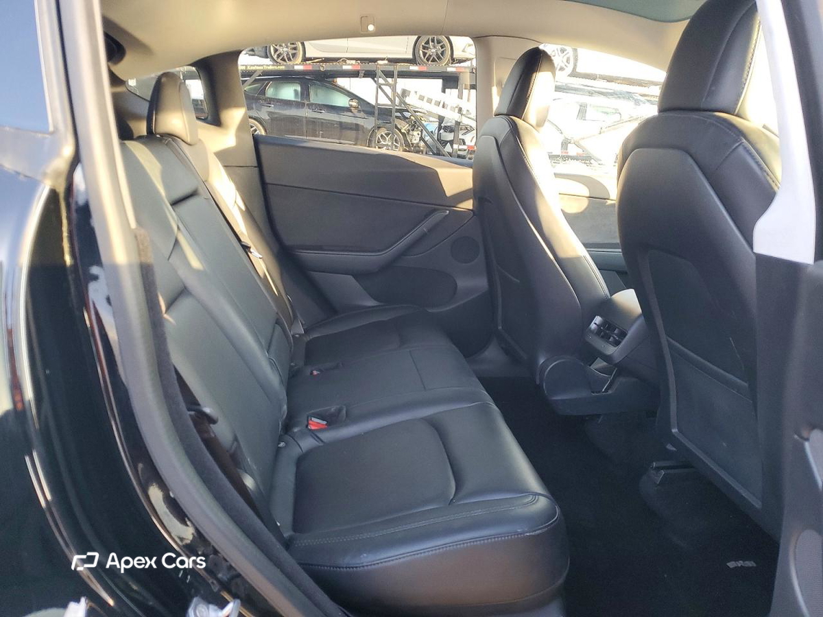 Tesla Model Y 2020