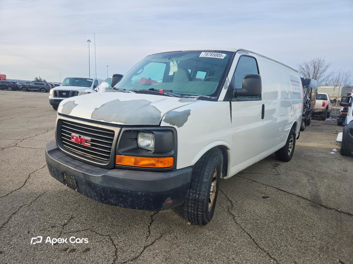 GMC Savana 2011