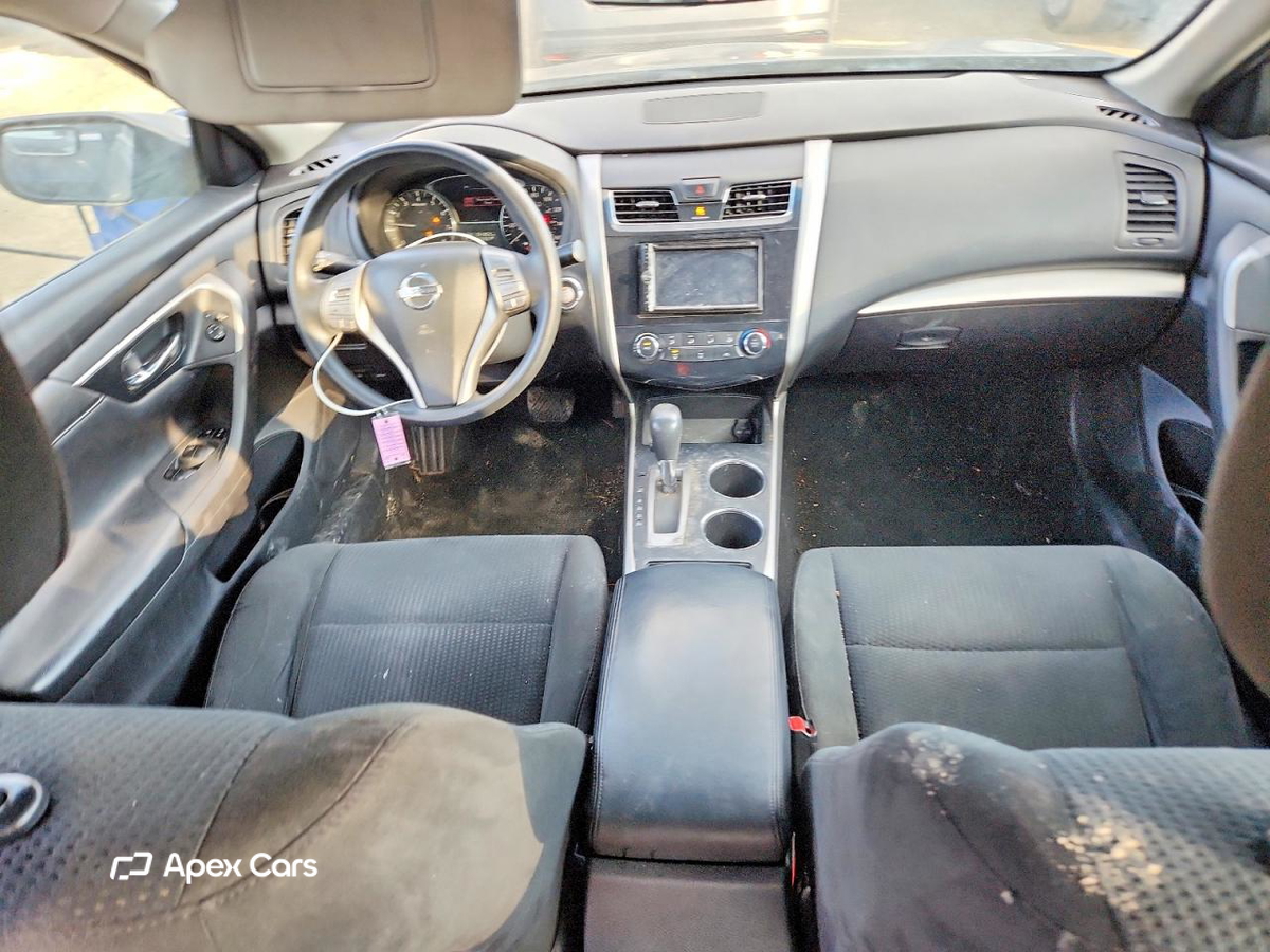 Nissan Altima 2015