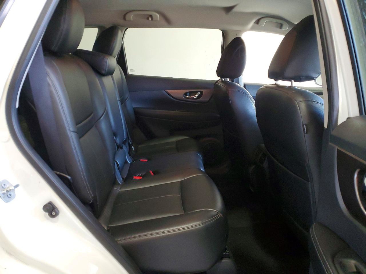 Nissan Rogue 2015