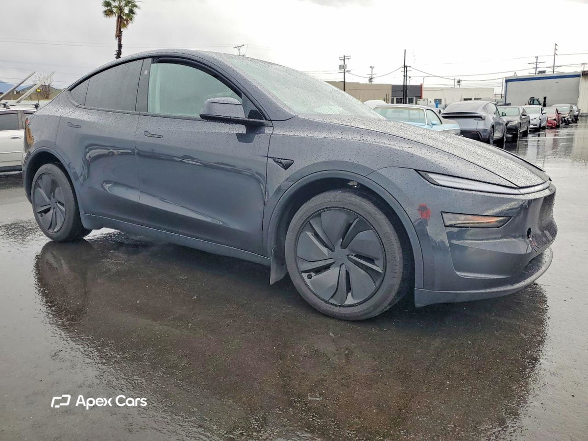 Tesla Model Y 2026