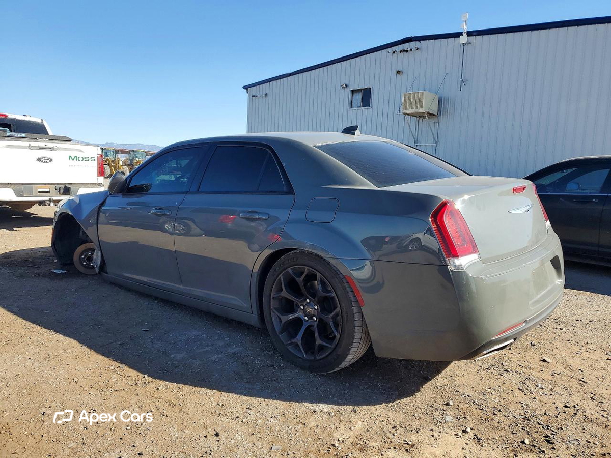 Chrysler 300 2019