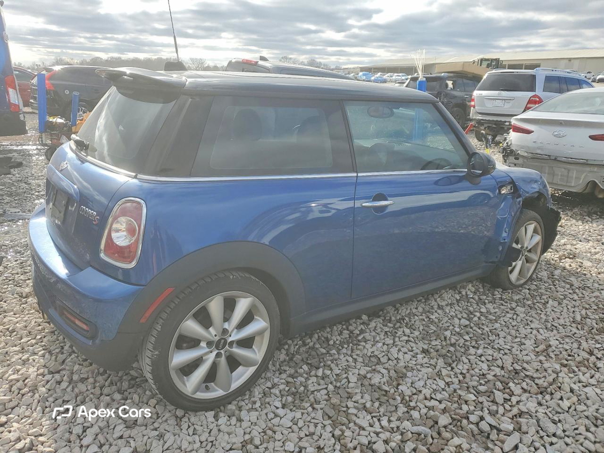 MINI Cooper 2013